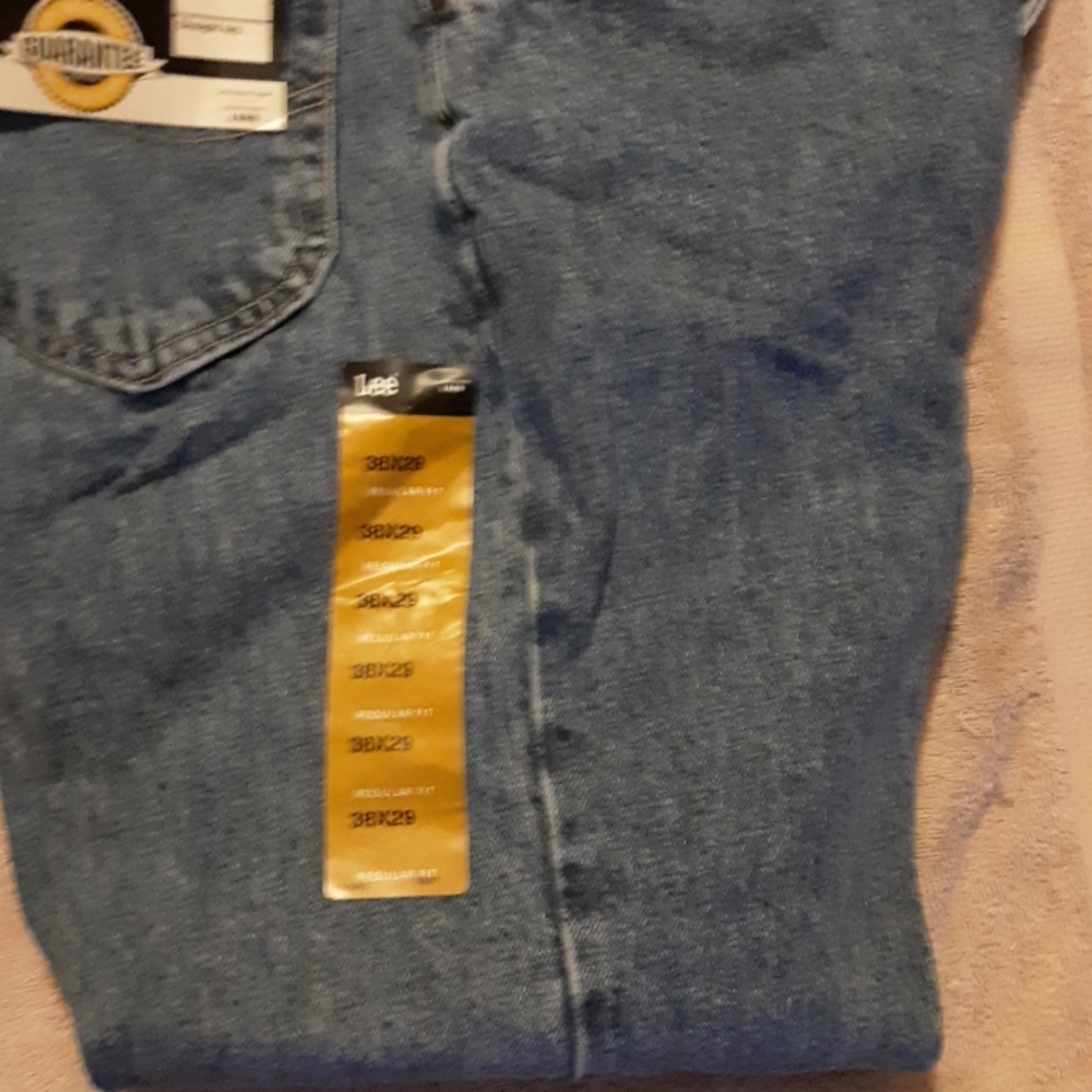 Jeans - Picture 2 of 4